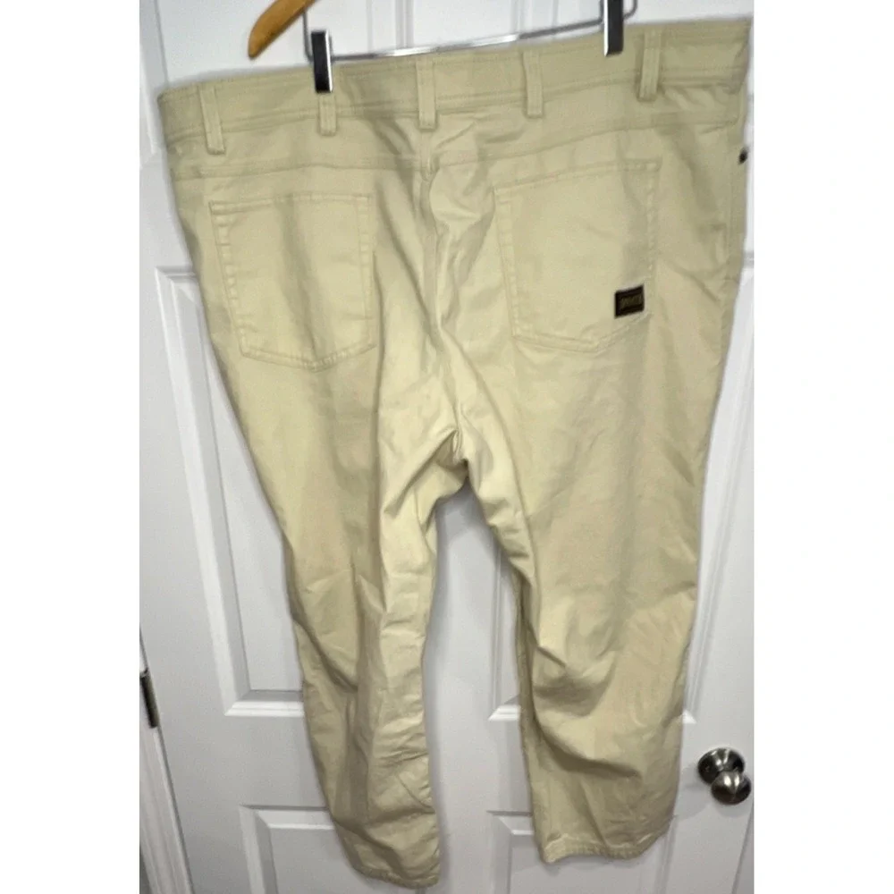 Duluth Trading Co Men's 48x30 Standard Fit Beige 5-Pocket FlexFirehose Work Pant